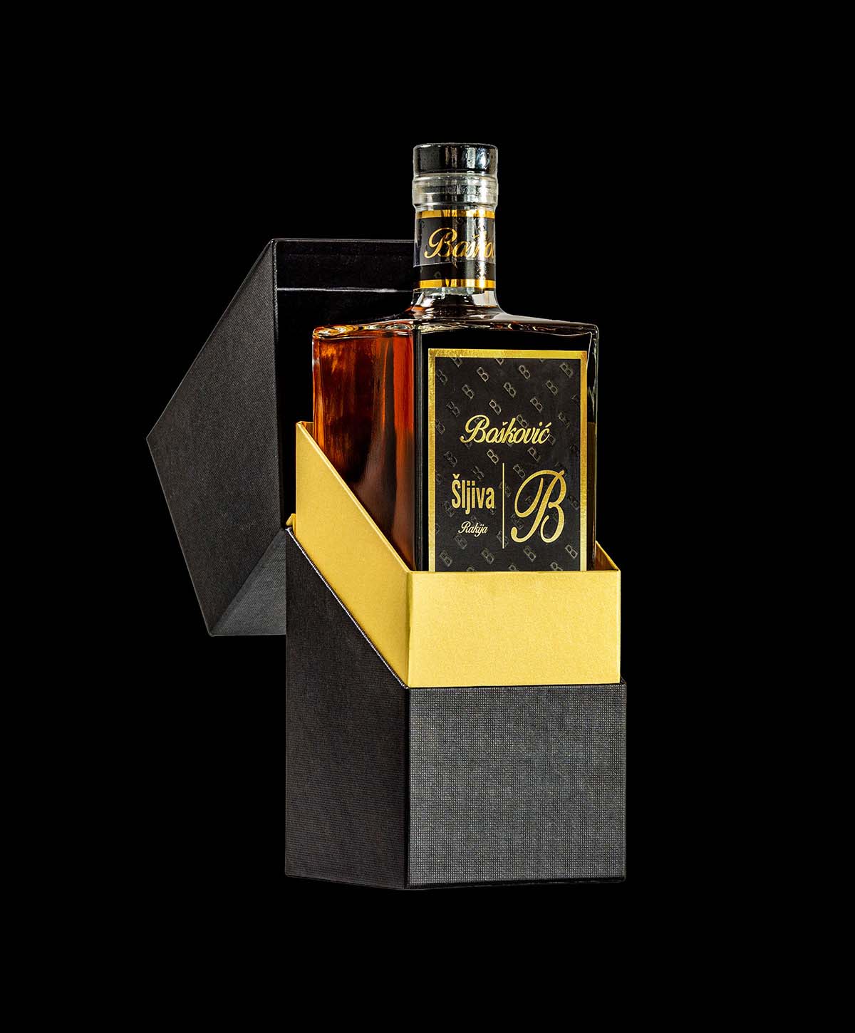 Rakija od šljive sa kutijom - Šljivovica