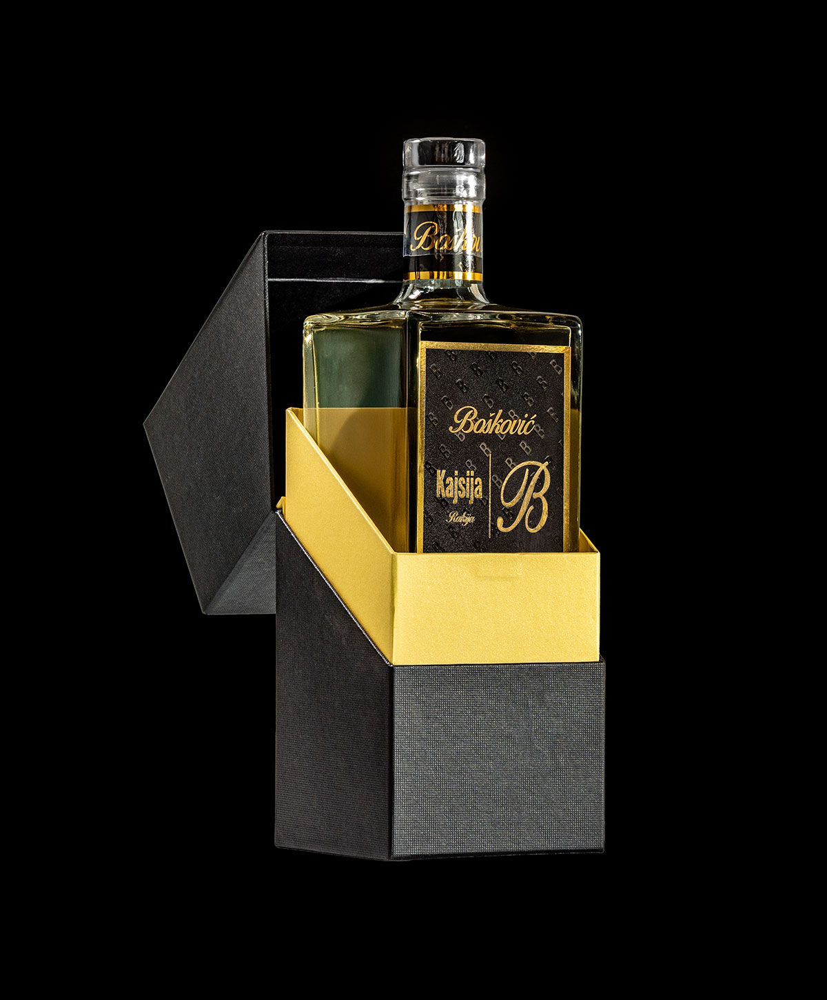 Rakija od kajsija sa kutijom - Kajsijevača