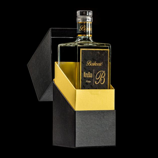 Rakija od kruške sa kutijom - Kruškovača